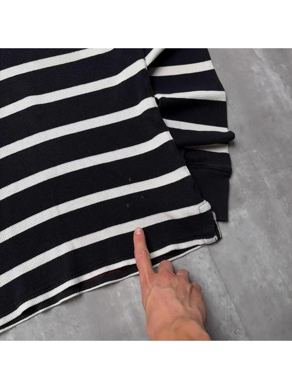 Y2K American Eagle Grunge Striped Distressed Thermal Hoodie